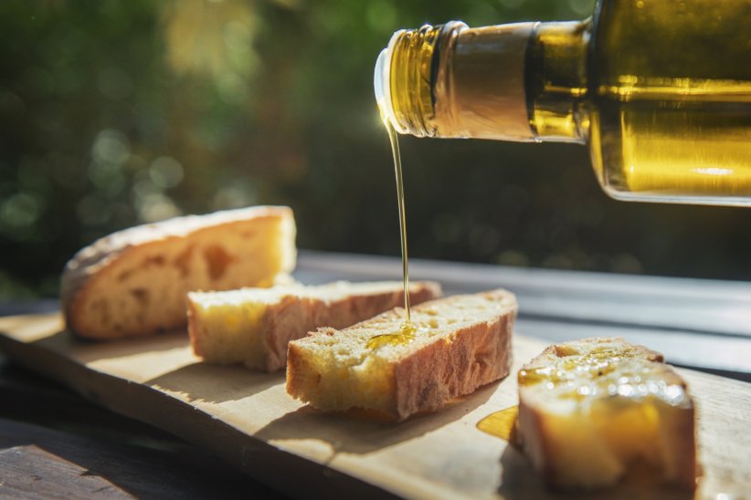 L'huile d'olive : attention aux calories L'huile d'olive : attention aux calories