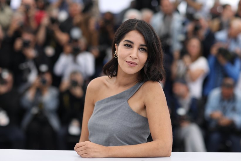 Leïla Bekhti réagit à la polémique sur le voile Leïla Bekhti réagit à la polémique sur le voile