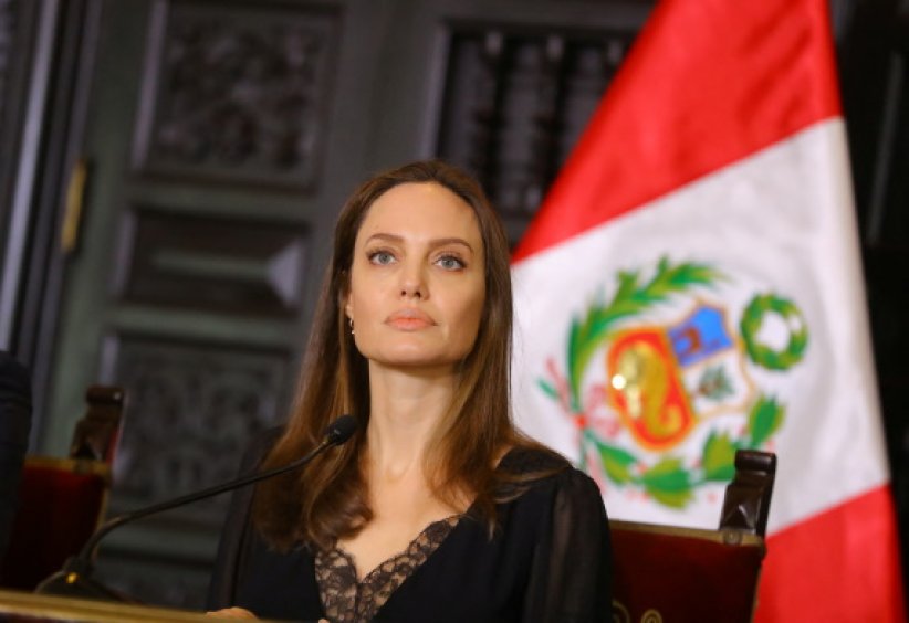 Angelina Jolie : elle a appris à piloter pour son fils Angelina Jolie : elle a appris à piloter pour son fils