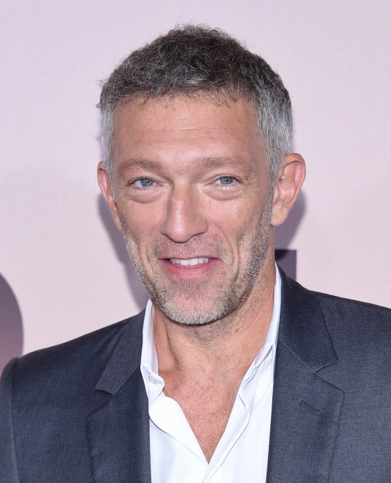 Vincent Cassel, sa tribu 100% féminine avec Tina Kunakey Vincent Cassel, sa tribu 100% féminine avec Tina Kunakey