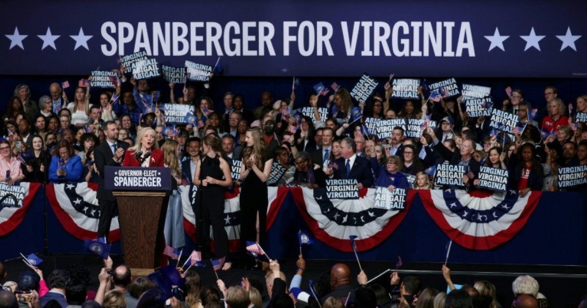 In the United States, Democrats Hope for a Blue Wave in Midterm Elections