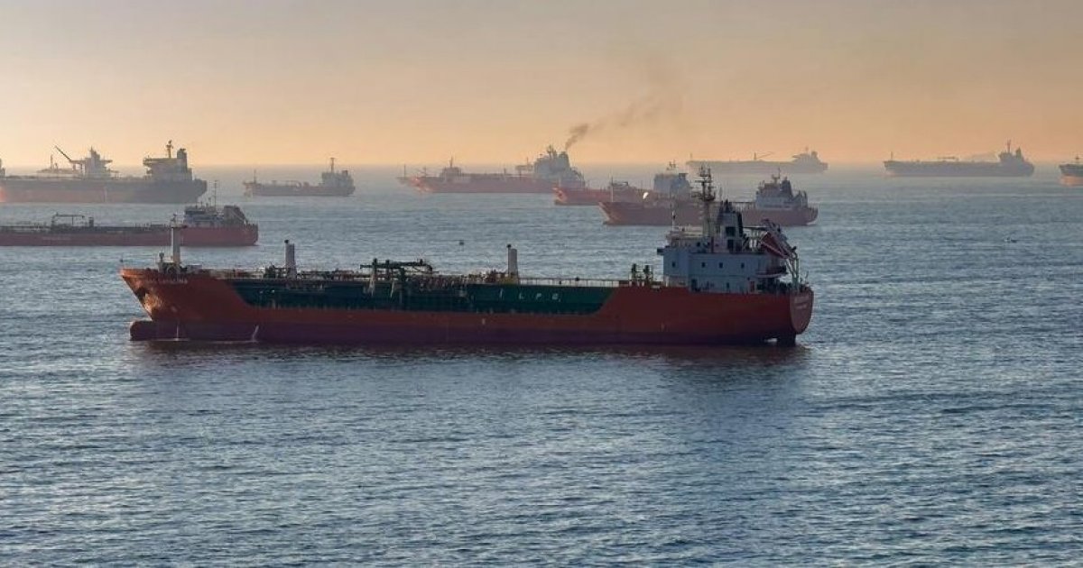 Guerre au Moyen-Orient : lIran menace les États-Unis de couler leurs navires bloquant le détroit dOrmuz