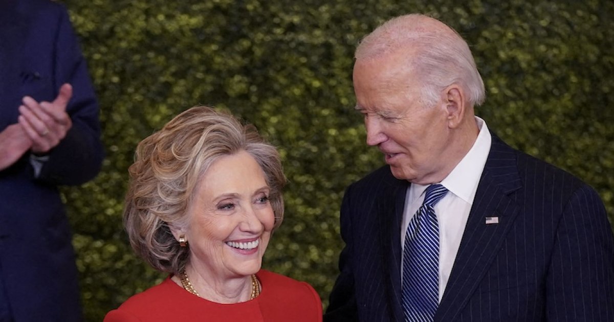 Donald Trump président des États-Unis : la faute à Joe Biden, selon Hillary Clinton