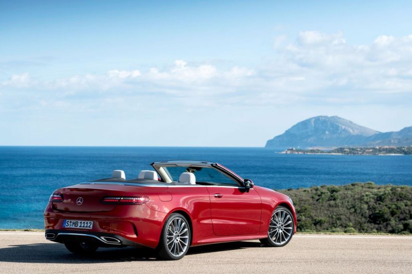 Cabriolet : Mercedes Classe E Cabriolet. Cabriolet : Mercedes Classe E Cabriolet.