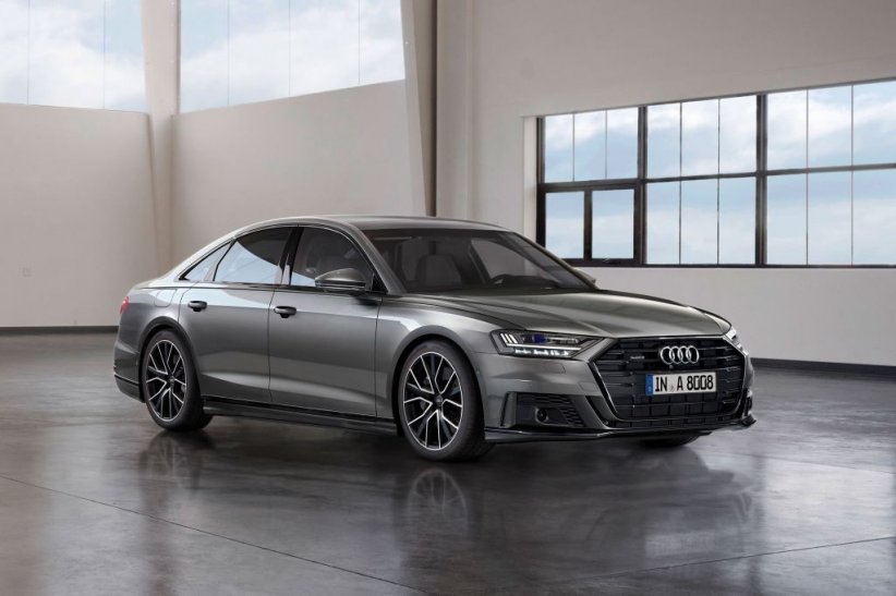 Limousine : Audi A8. Limousine : Audi A8.