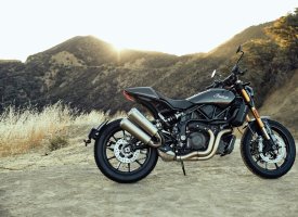 Quatre packs d'accessoires pour l'Indian 1200 FTR
