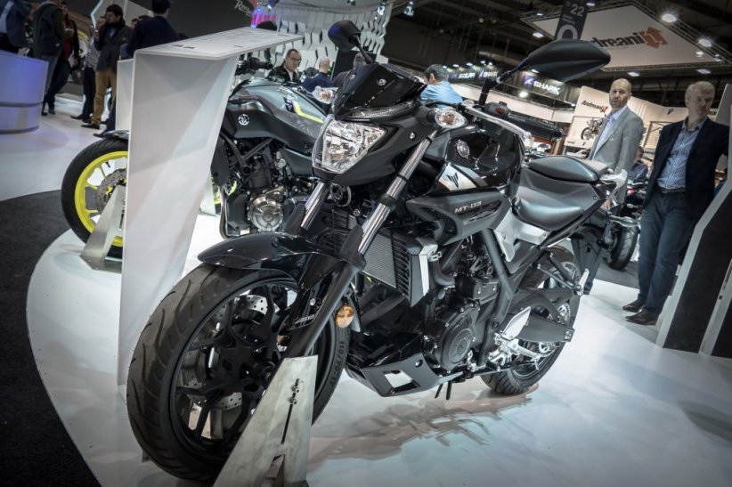 YAMAHA MT-03, version roadster de la sportive R3 YAMAHA MT-03, version roadster de la sportive R3