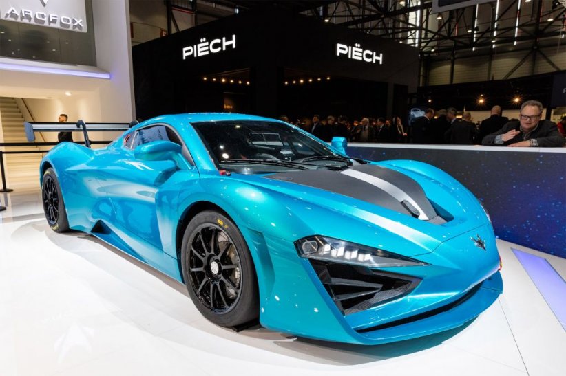 Arcfox GT Arcfox GT