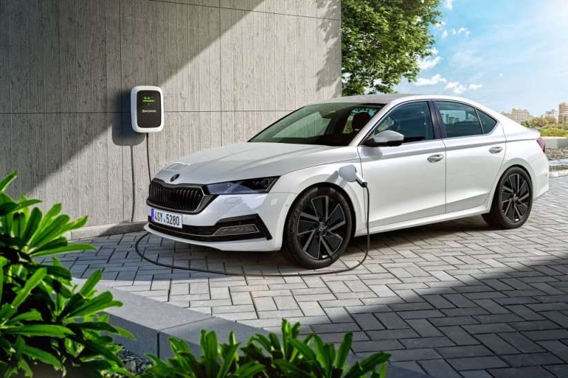 Skoda Octavia 1.4 TSI PHEV iV 204 ch : 61 km. Skoda Octavia 1.4 TSI PHEV iV 204 ch : 61 km.