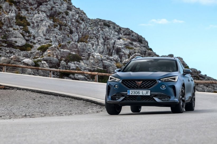 Cupra Formentor e-Hybrid 204 ch : 59 km. Cupra Formentor e-Hybrid 204 ch : 59 km.