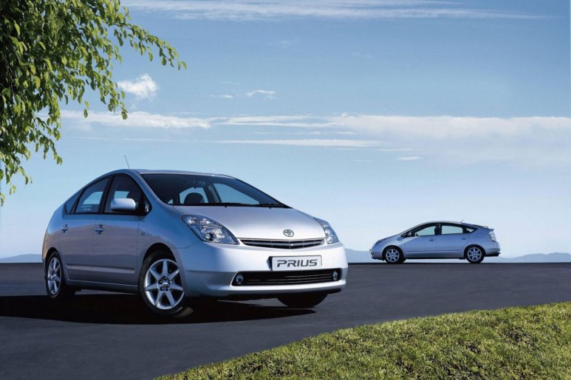 2005 - Toyota Prius II 2005 - Toyota Prius II