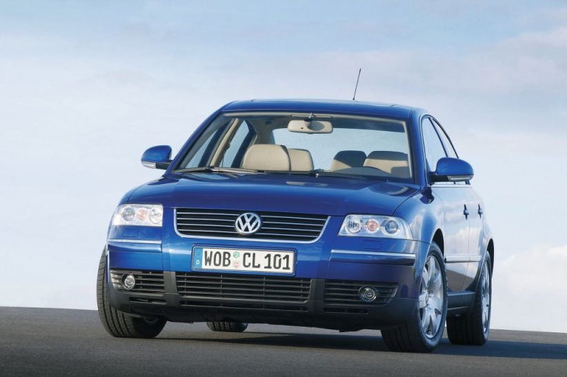 Volkswagen Passat W8 (type B5) Volkswagen Passat W8 (type B5)