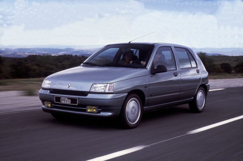 Renault Clio 1990 -
Renault Clio 1990 -