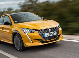 PEUGEOT e-208 GT