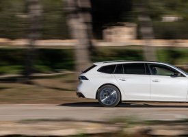 PEUGEOT 508 SW Hybrid 225 e-EAT8 GT