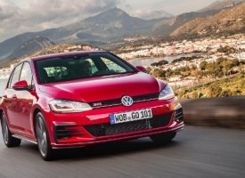 VOLKSWAGEN Golf GTI Performance DSG7
