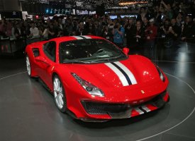 FERRARI 488 Pista