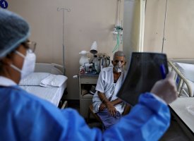 Covid-19 : le pic épidémique bientôt atteint ?