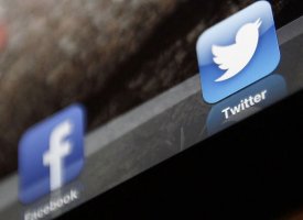 Réseaux sociaux : l'affaire Twitter/Trump relance le débat sur la régulation