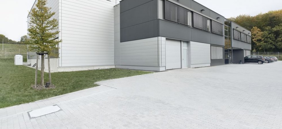 Akka Technologies : encore bien rouge