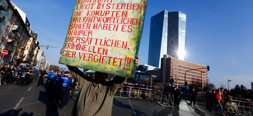 Un membre de la BCE met en garde contre une éventuelle guerre des changes
