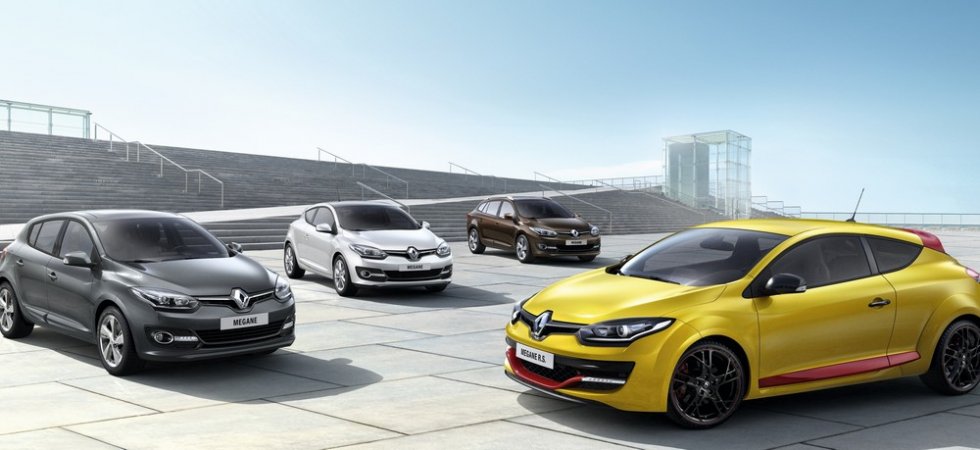 Moody's confirme les notes de PSA, dégrade Renault