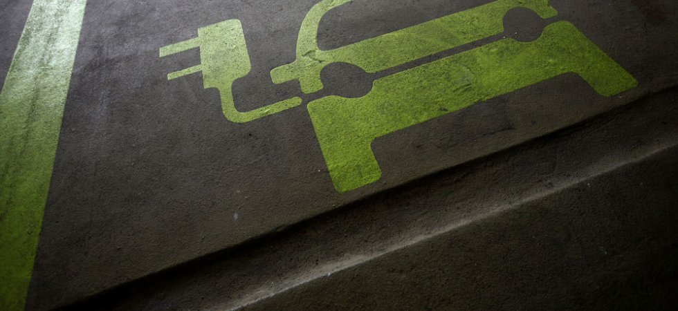 Véhicules électriques : le gouvernement accélère !