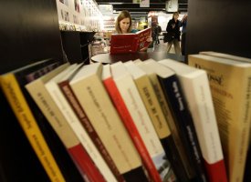 Reconfinement : les libraires demandent à rester ouverts