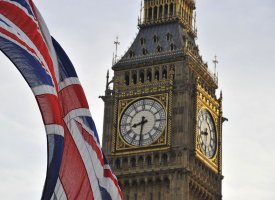 Paris regrette la quatorzaine imposée par Londres, une "réciprocité" en vue