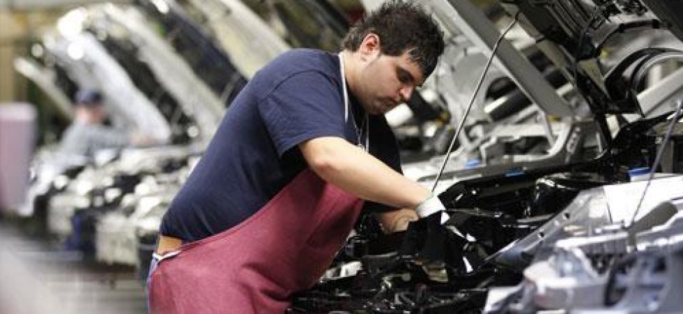 Puces électroniques : pourquoi la pénurie va durer "plusieurs mois"
