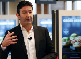 Le patron de McDonald's licencié pour une relation avec un membre du personnel