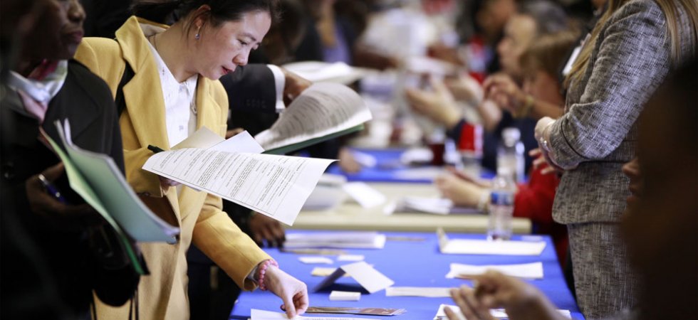 Forte baisse des inscriptions au chômage aux Etats-Unis