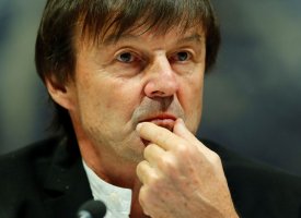 Gilets jaunes: Nicolas Hulot salue les gestes du gouvernement