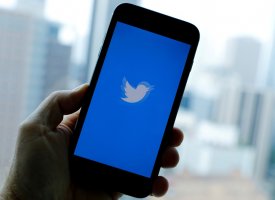 Twitter bloque des faux comptes de supporters afro-américains de Trump