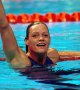 Une ex-championne de natation tombe le maillot