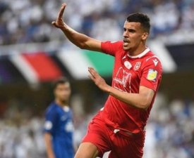 Nîmes conserve Karim Aribi
