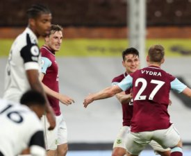 Premier League (J35) : Fulham relégué après sa défaite contre Burnley