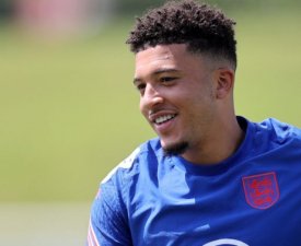 Manchester United : Jadon Sancho a signé