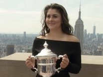 Bianca Andreescu (2019) Bianca Andreescu (2019)
