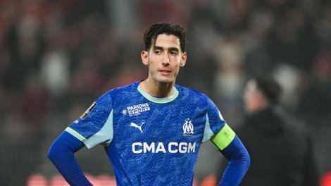 OM : Aguerd sort du silence après son ...