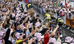 Tour de France : Van Aert raconte comme il a battu Pogacar à Montmartre
