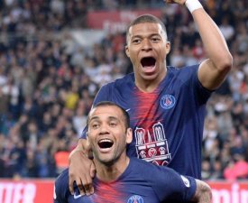 PSG - Alves : "Mbappé n'a pas compris que Messi et Neymar sont plus des phénomènes que lui"