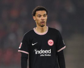 PSG : Ekitike quitte définitivement le club pour l'Eintracht Francfort 