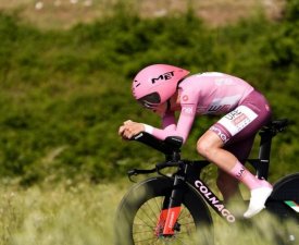 Giro (E7) : Pogacar assomme la concurrence 