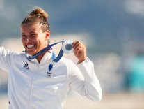 Lauriane Nolot : médaille d'argent en voile Lauriane Nolot : médaille d'argent en voile