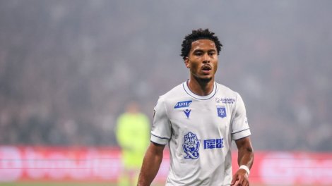 Auxerre lève l'option d'achat de Danny Namaso