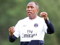 Antoine Kombouaré (2009-2011) Antoine Kombouaré (2009-2011)