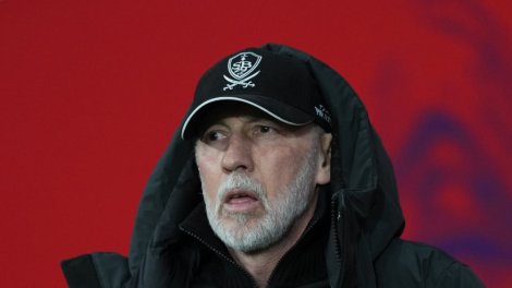 « Les larmes aux yeux » : Eric Roy, l'émouvant adieu des supporters brestois