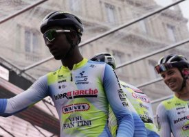 Giro : Girmay chute deux fois et abandonne 