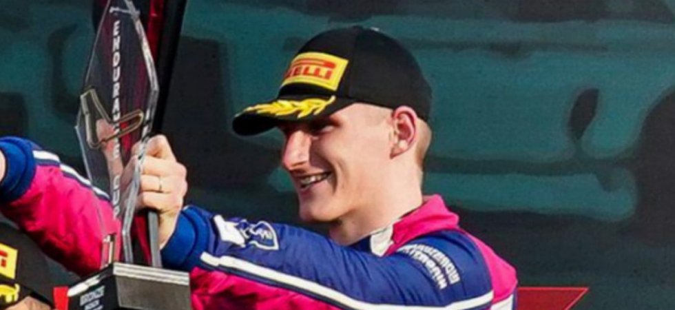 Un pilote sauve un collègue des flammes dans le championnat GT chinois
